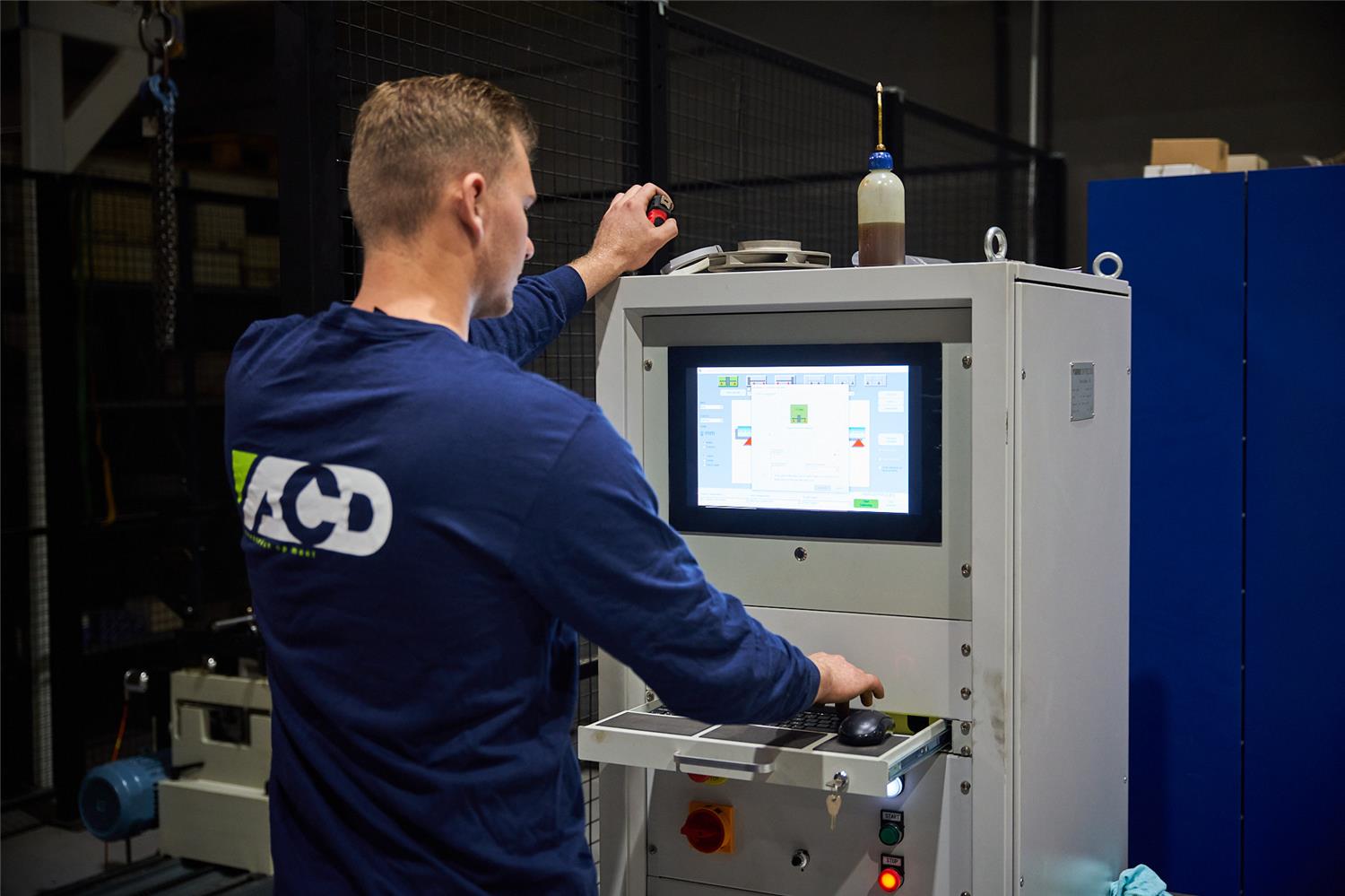 Rotating mekanieker instellen computerscherm